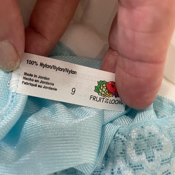 2/$10 Women’s Fruit of the Loom Panties. Sz 9 - Picture 3 of 4